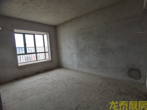 粤江花园 一线江景3房户型 