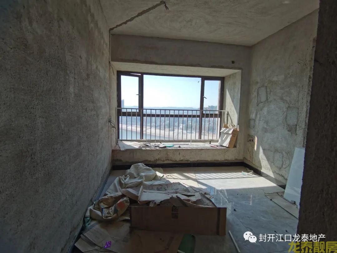 佰隆山河 电梯 无敌江景4房南向
