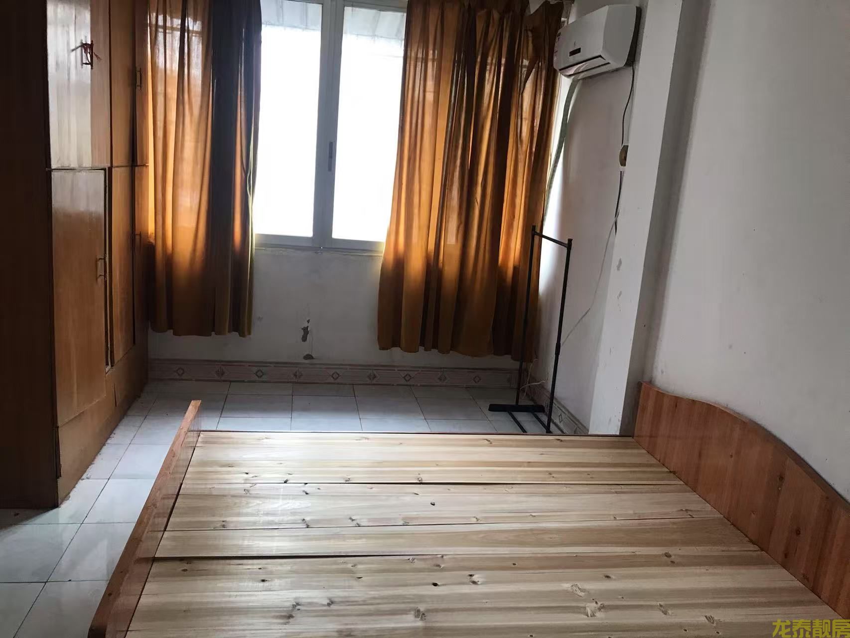 一中学区房  稀缺步梯靓楼层+复式